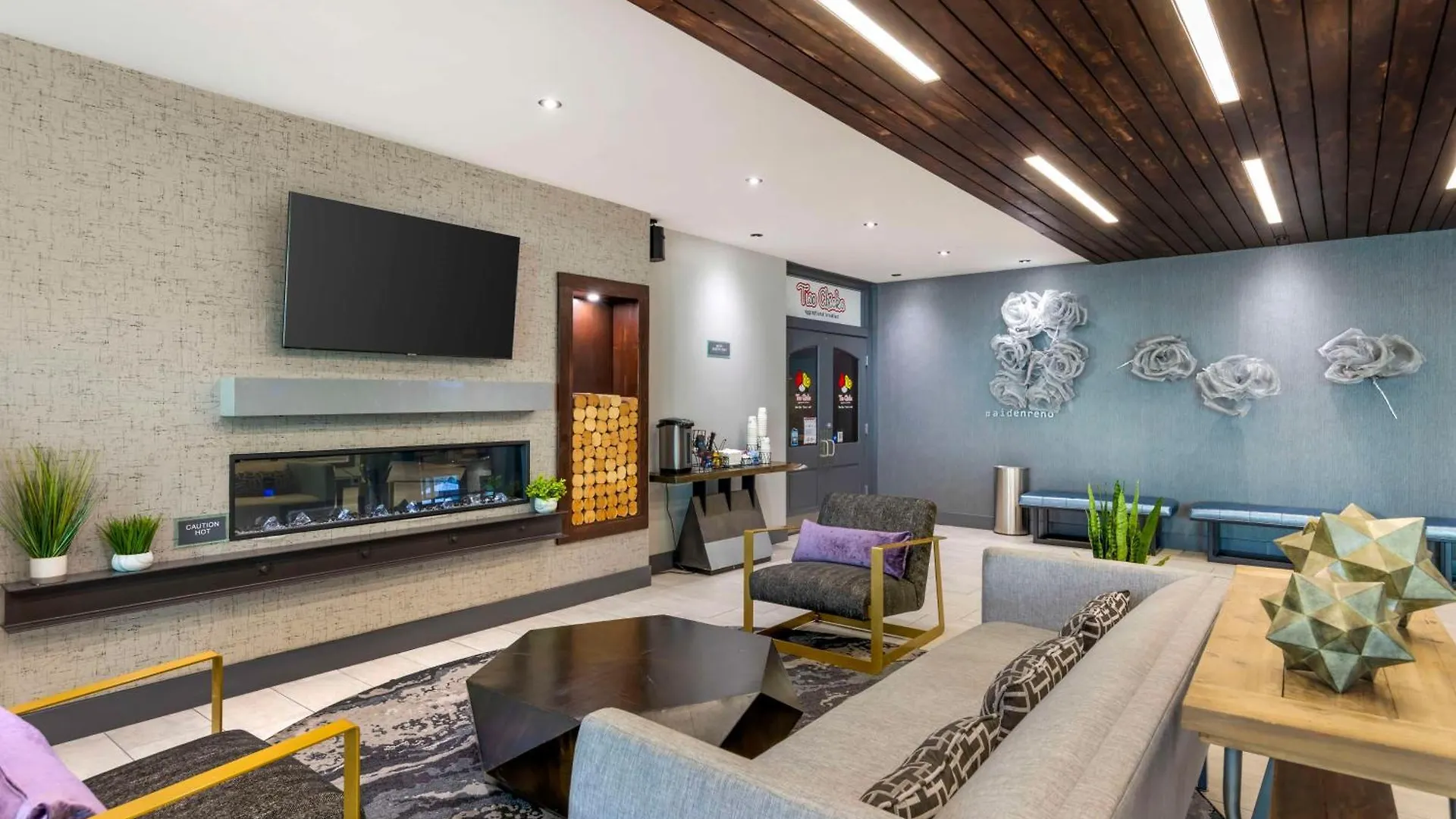 Hotel Aiden By Best Western South Reno